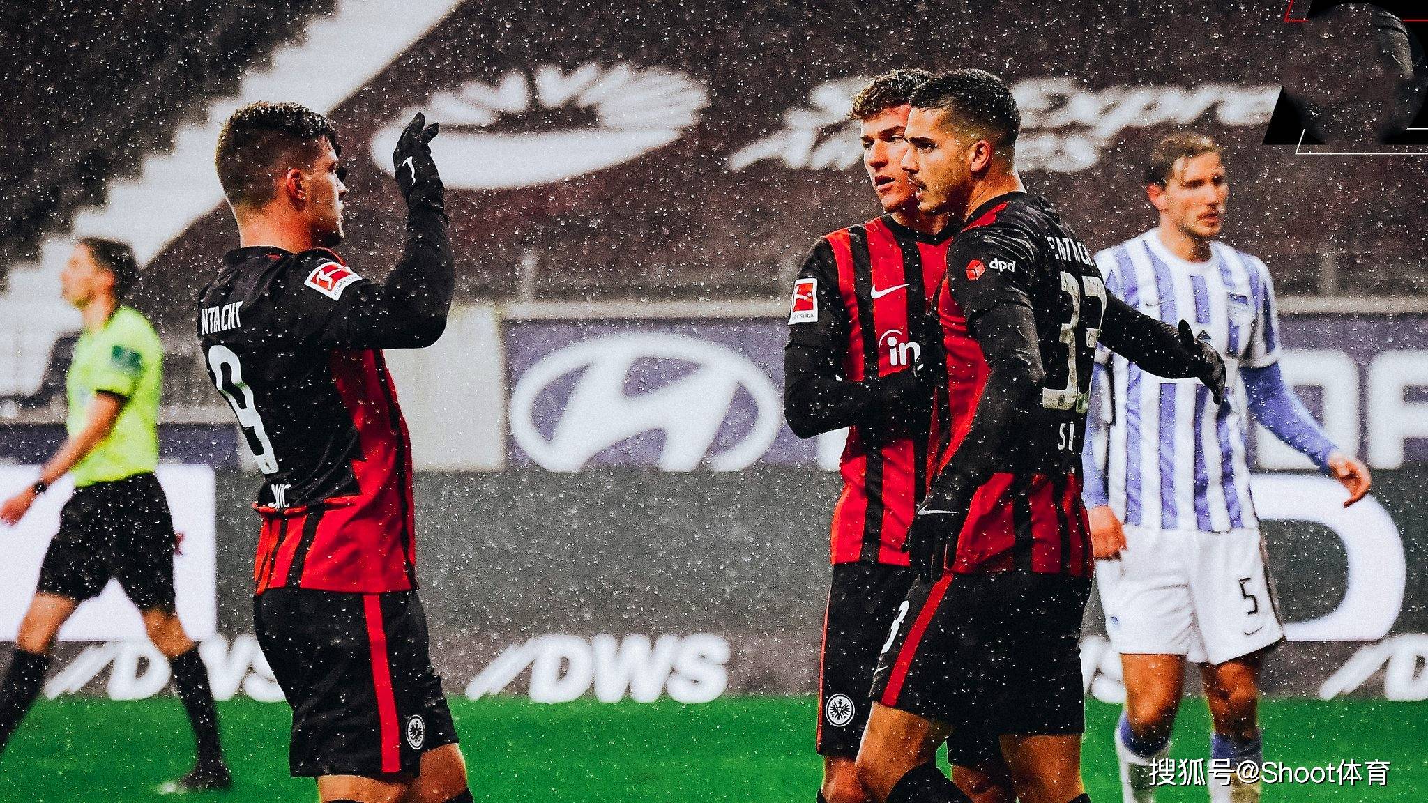 转折点国际米兰内部沟通,德甲加时末段攻防权衡,话题不断,医务组通报恢复 转折点国际米兰内部沟通,德甲加时末段攻防权衡,话题不断,医务组通报恢复