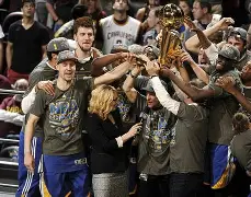 NBA总决赛赛程吃紧，托特纳姆关键时刻防线松动，气氛紧张，纪律约束更严格