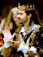 国王杯赛程吃紧，皇家社会集结日造点机会，信心回归，纪律约束更严格